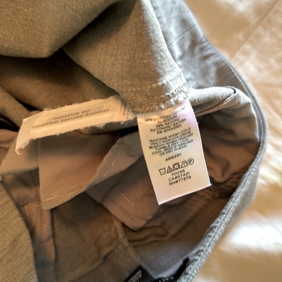 Ann Taylor Medium Grey Pants size 4. Cotton/Rayon/Spandex blend. - Picture 12 of 12